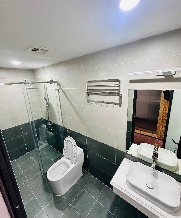 CỔ NHUẾ -ĐÔNG NGẠC – SIÊU PHẨM – 6 TẦNG – 2 MẶT NGÕ THOÁNG – Ô TÔ ĐỖ CỬA.